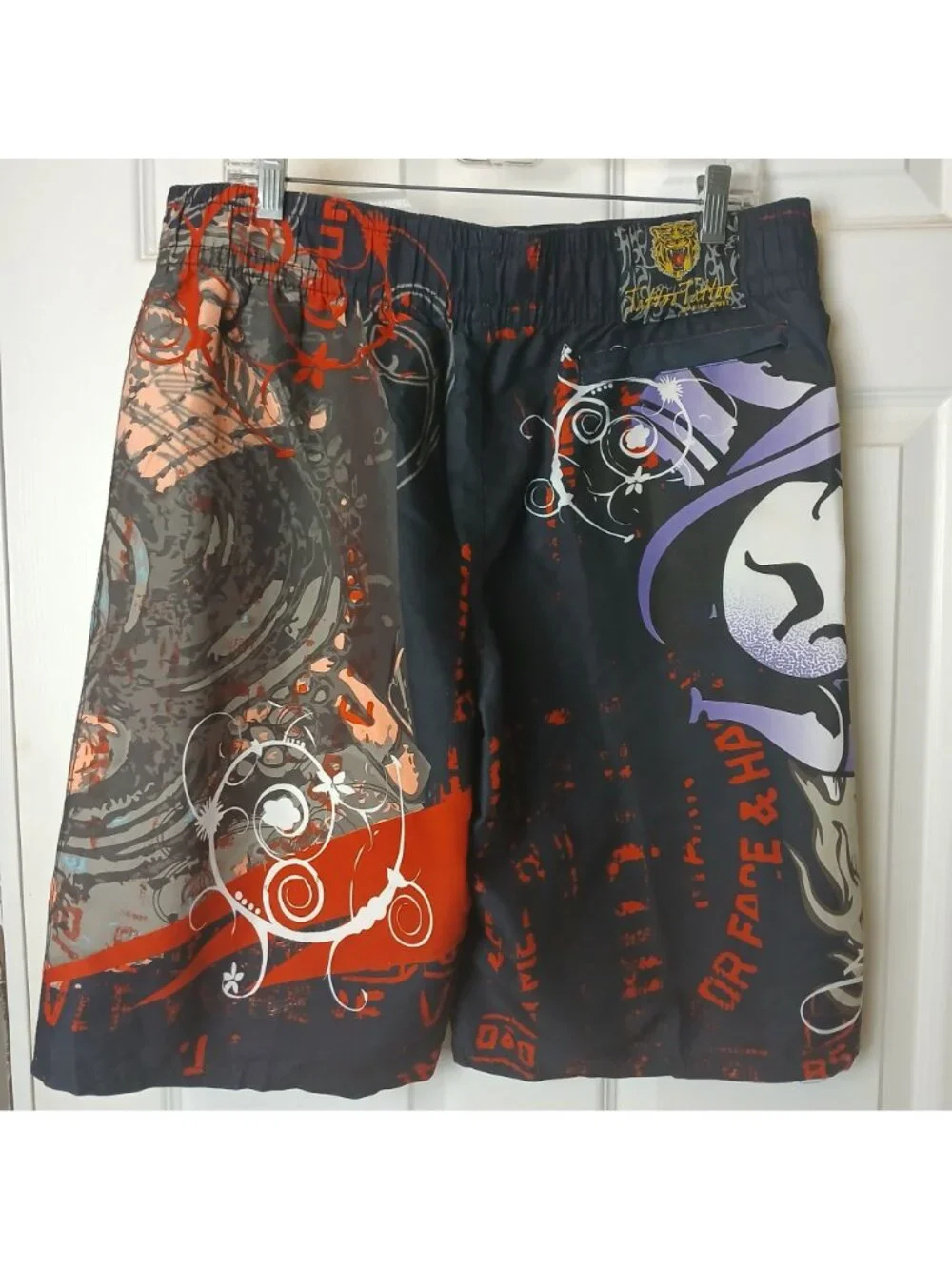 Tattoo Tattoo By Free Spirit Mens Large  Graphic Board Shorts W/ Opener #D20